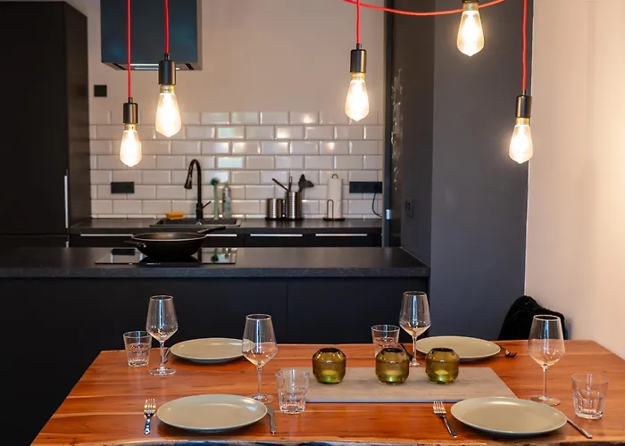 M Charme - Gemuetlich Geraeumig Heimisch 公寓 *